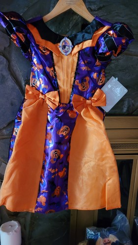 Nwt disney minnie mouse witch - disney,